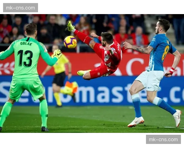 战术复盘:赫罗纳如何用高位压迫击溃马竞的密集防守 战术复盘:赫罗纳如何用高位压迫击溃马竞的密集防守